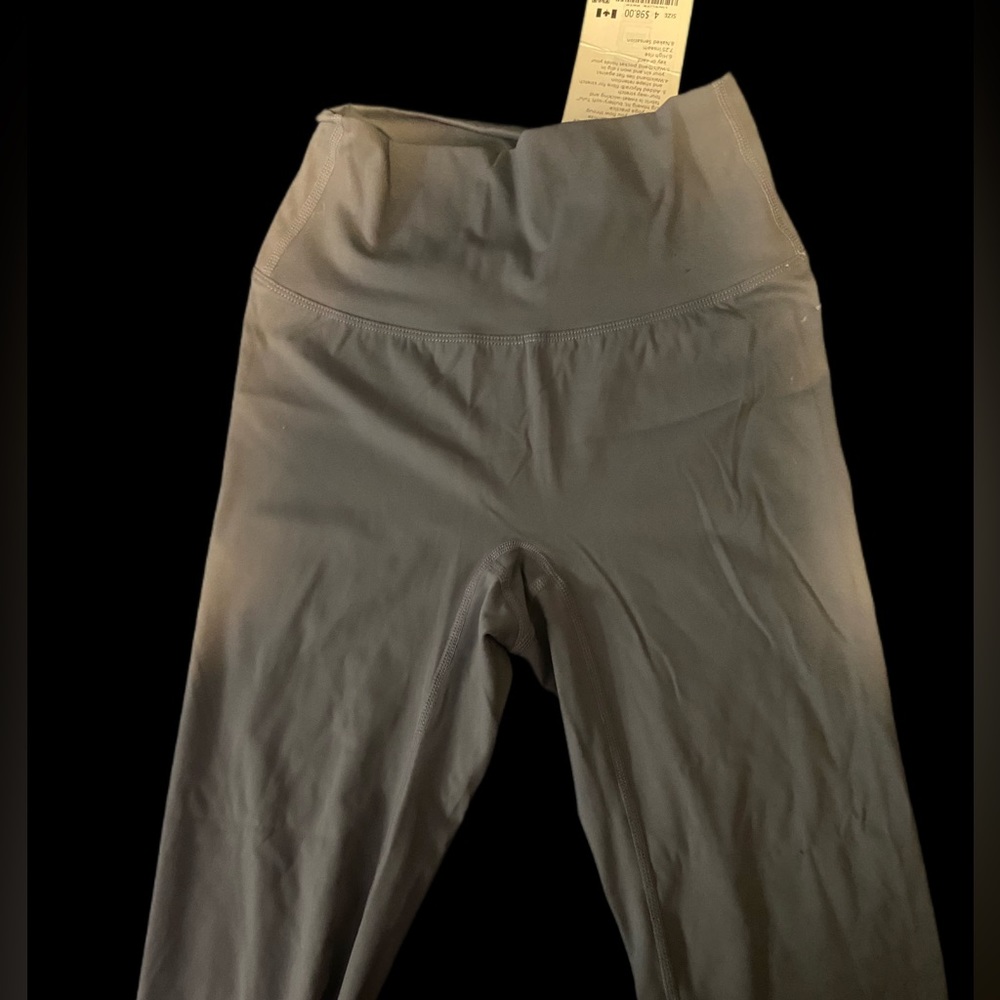 Light Grey Lululemon Leggings - SIZE 4